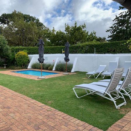 Avenues Guest House 斯泰伦博斯 外观 照片