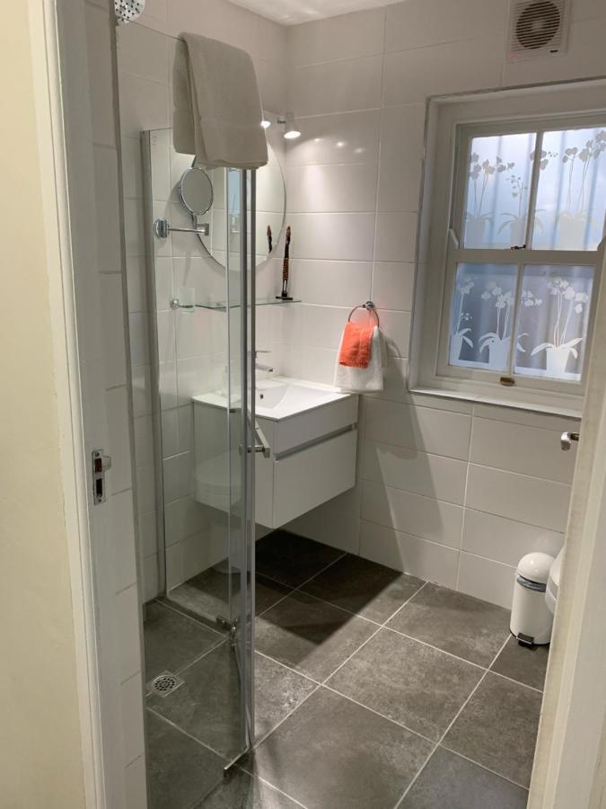 Avenues Guest House 斯泰伦博斯 外观 照片