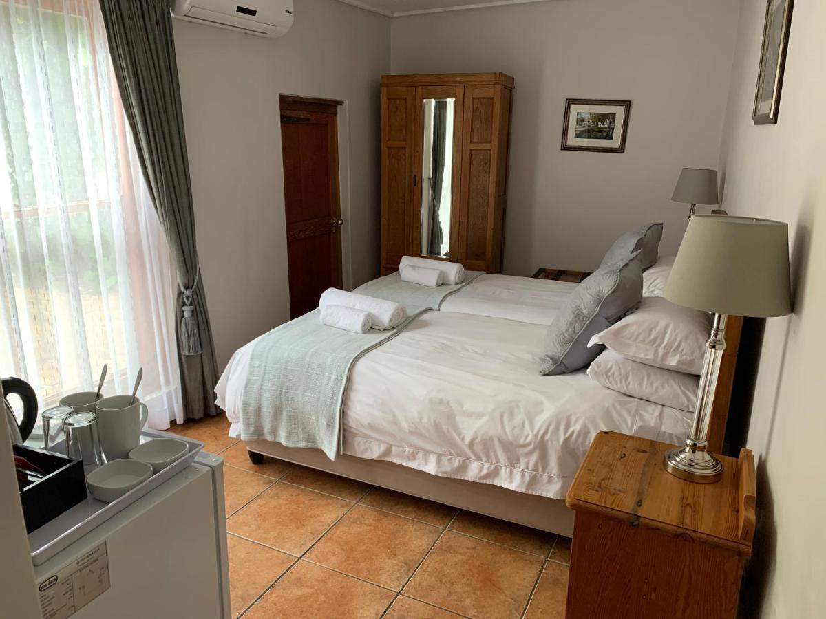 Avenues Guest House 斯泰伦博斯 外观 照片
