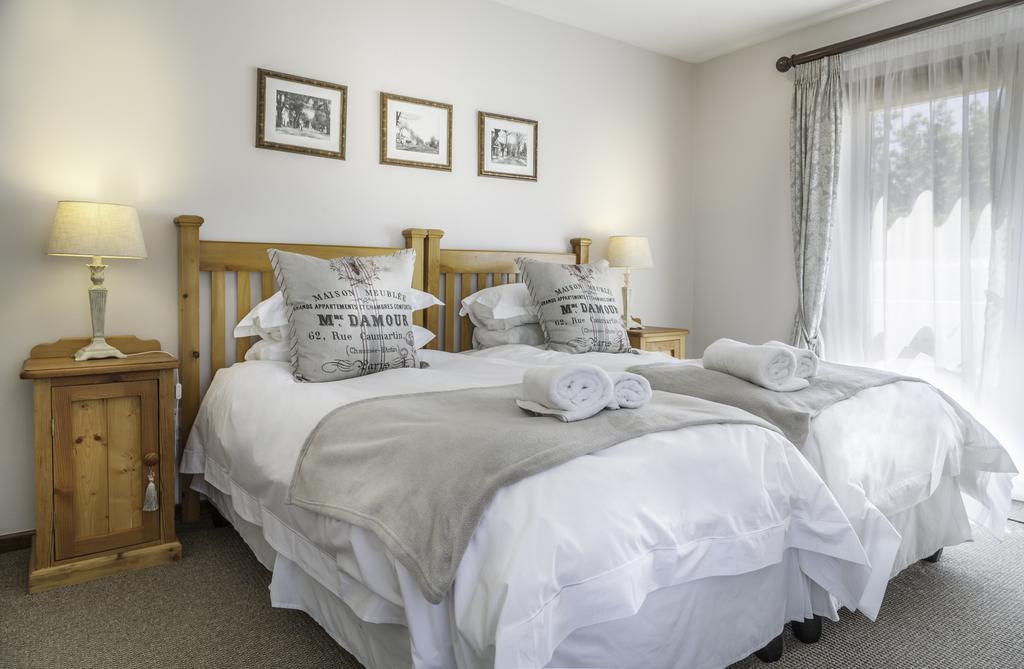 Avenues Guest House 斯泰伦博斯 外观 照片